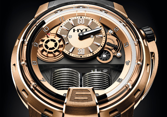 A BAselworld 2016 Il segnatempo idrodinamico HYT H1 Full Gold