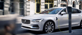 Volvo Cars auto ibrida