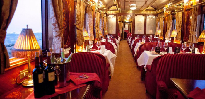 Table Orient Express