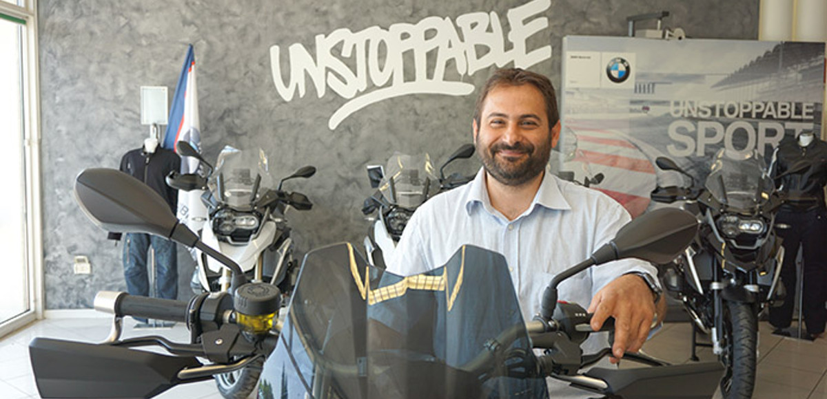 Andrea Lazzarini titolare Concessionario Nivola Style in sella alla nuova BMW F 800 GS MY 2016