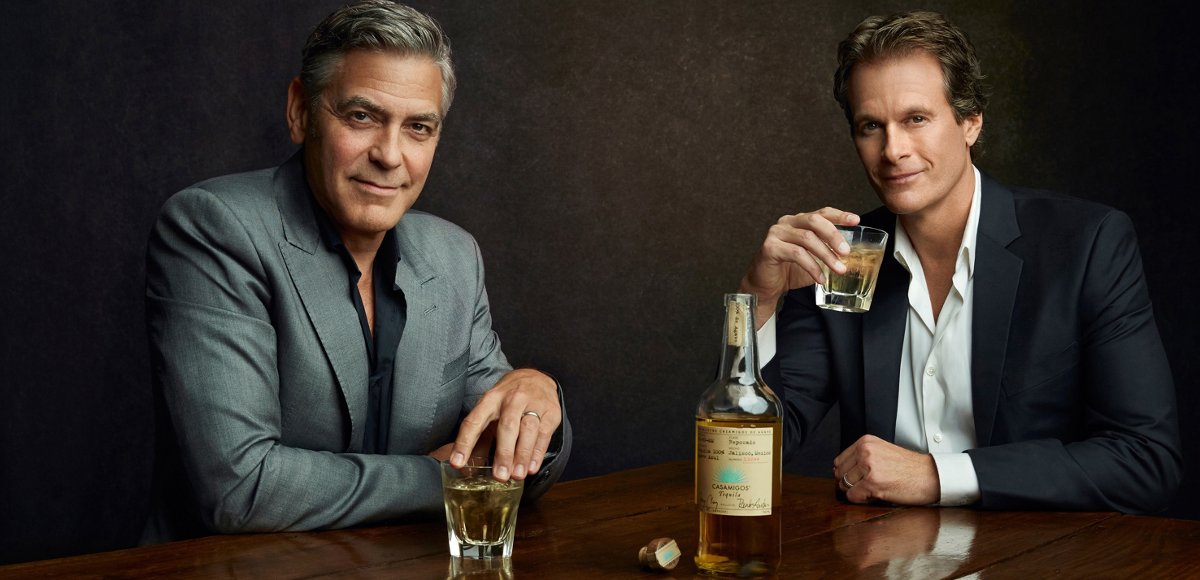 Tequila Casamigos : George Cloney e Rende Gerber degustano la loro tequila