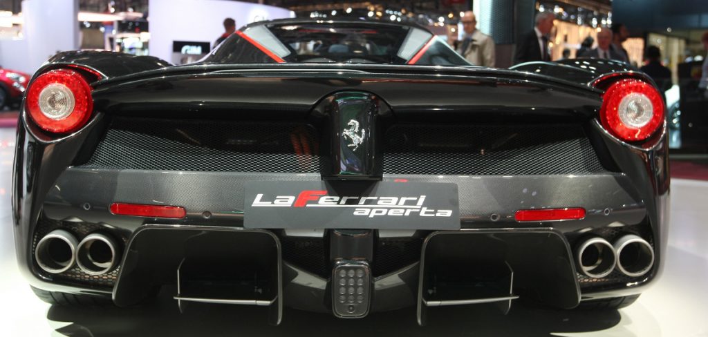 LaFerrari Aperta al Paris Motors Show 2016