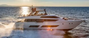 Ferretti Yachts 850