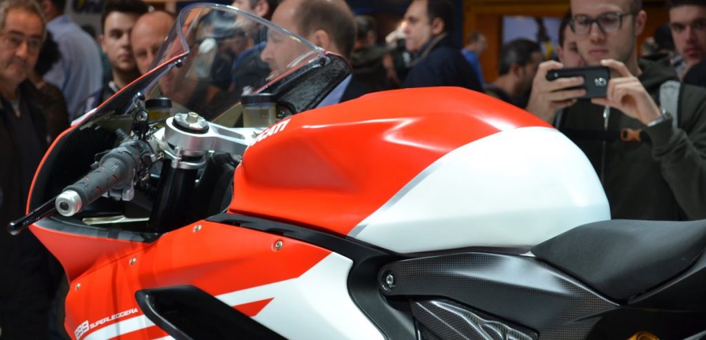 Debutto a Eicma 2016 per la ducati 1299 superleggera