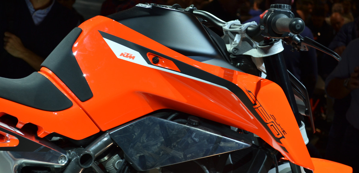 la spigolosa naked KTM 790 Duke Prototype a Eicma 2016