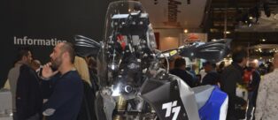 La moto adventure del futuro: a Eicma 2016 la Yamaha T7 Concept