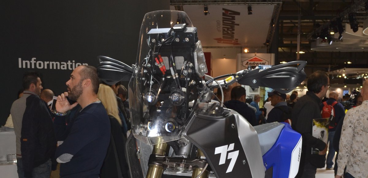 La moto adventure del futuro: a Eicma 2016 la Yamaha T7 Concept