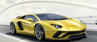 La nuova supersportiva Lamborghini Aventador S