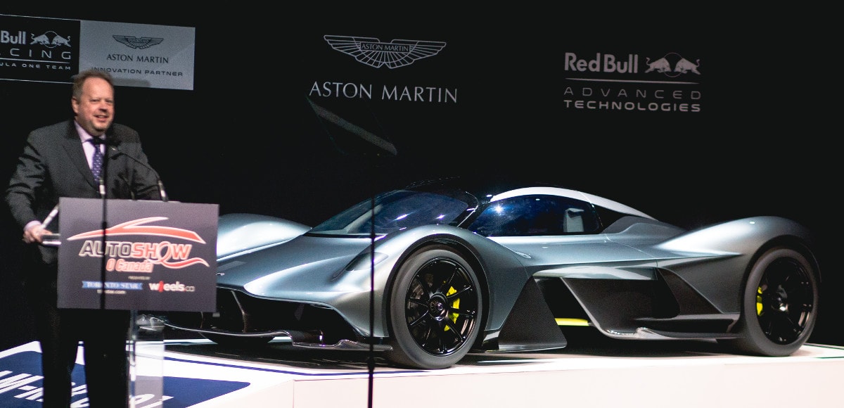 La presentazione dell'Aston Martin AM-RB 001 al Canadian International Auto Show di Toronto