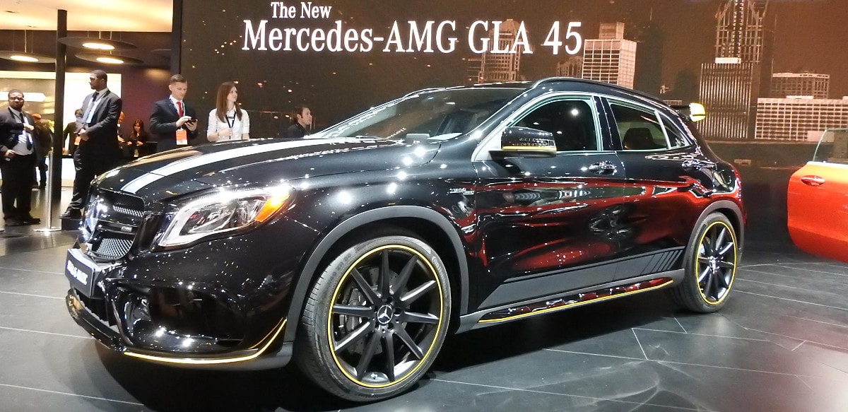 La Mercedes-AMG GLA 45 4MATIC Yellow Night Edition al Salone di Detroit 2017