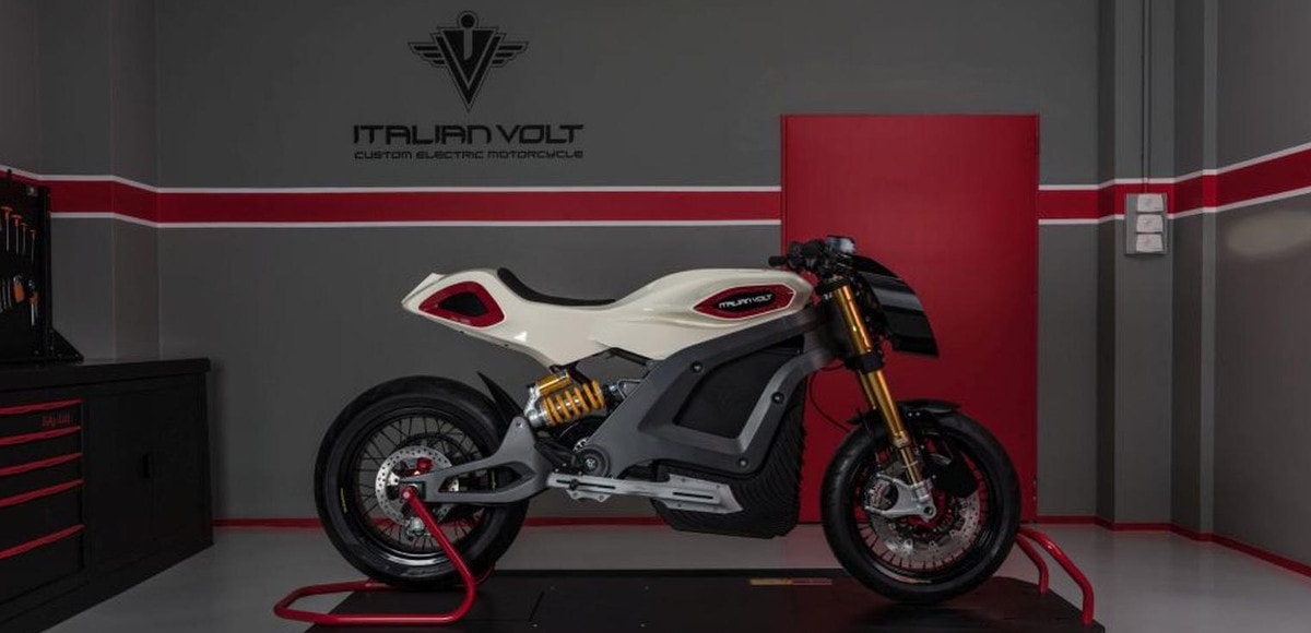 La prima moto custom elettrica Made in Italy: Italian Volt Lacama