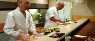 Il ristorante di Jiro Ono è quello che ha il miglior sushi di Tokyo