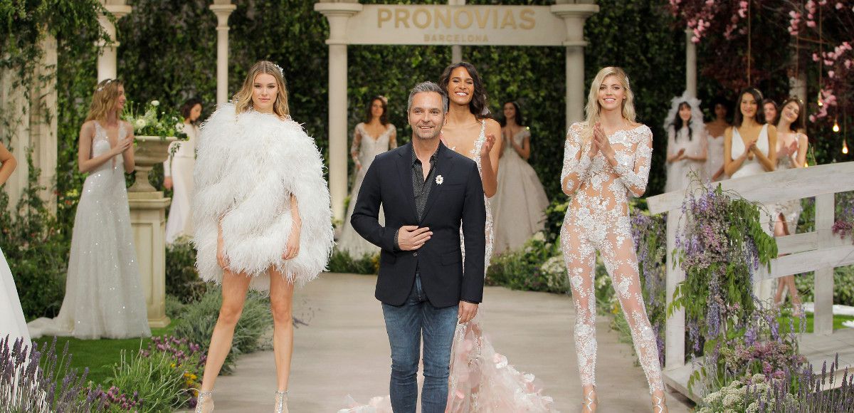 La sfilata della Collezione Atelier 2019 Pronovias alla Barcelona Bridal Fashion Week, la settimana della Moda Sposa spagnola