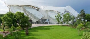 Il Museo d'Arte moderna Fondation Louis Vuitton a Parigi