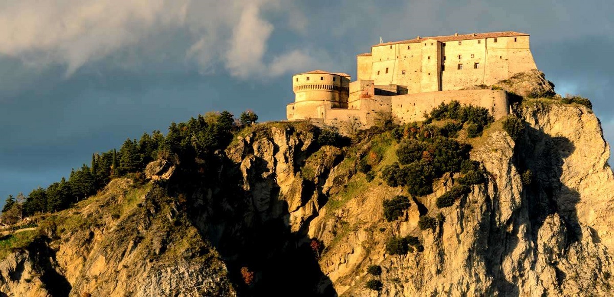 Tante occasioni per mettersi in viaggio verso San Leo