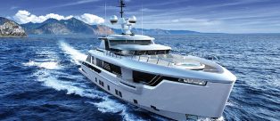 Dynamiq GLOBAL 330 Un superyacht pensato per le lunghe crociere