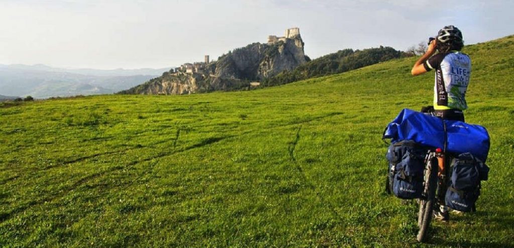 2020: San Leo Città della bici Il viaggio ecologico del Cicloturismo