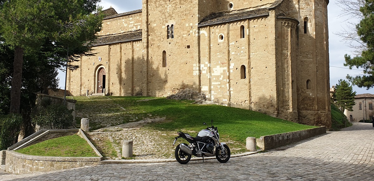 BMW R 1250 R: il test drive di TopLook da Nivola Style Rimini