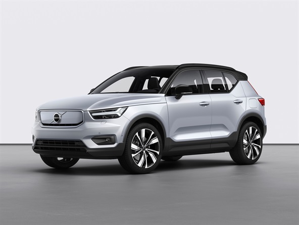 Volvo XC40 Recharge P8: Rivoluzione Green La prima auto 100% elettrica di Volvo 