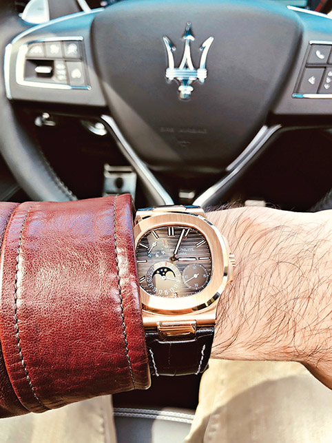 Orologio Patek Philippe Nautilus 5712R Scandisci il tuo tempo con Stile