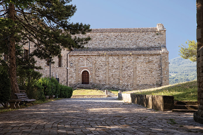 San Leo, un borgo a misura d'uomo. Le iniziative dell'estate