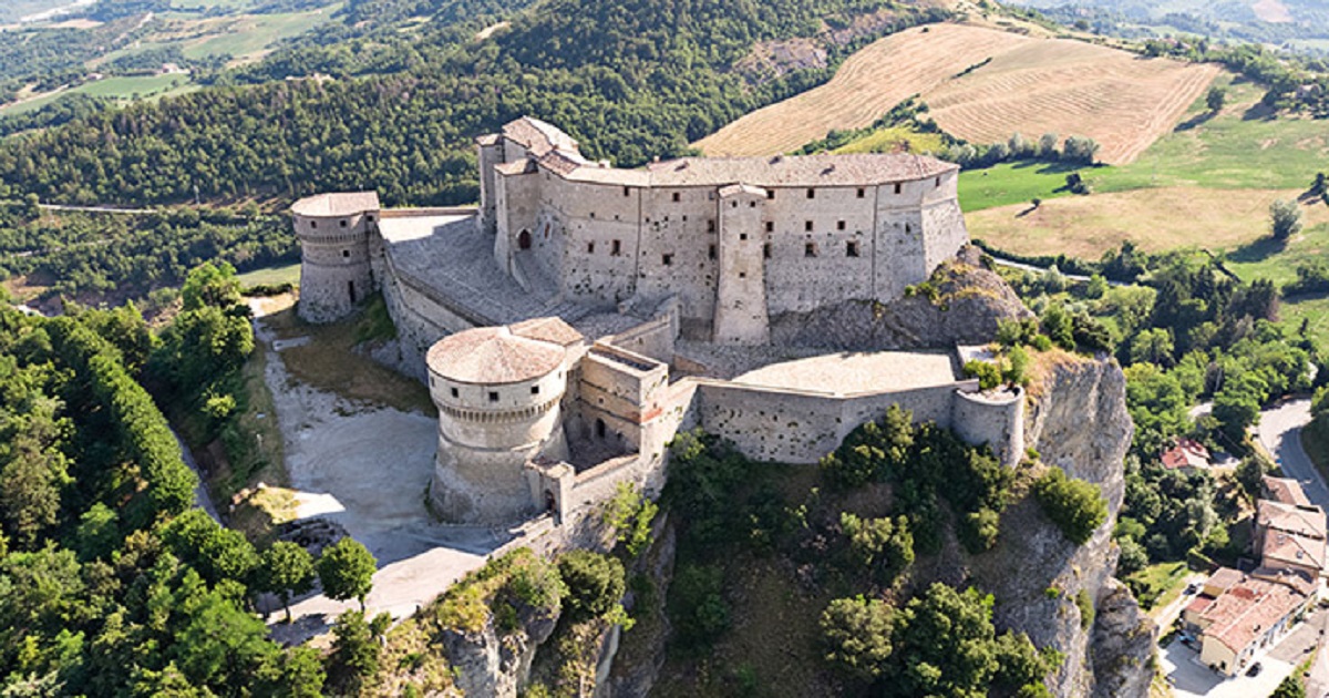 San Leo, un borgo a misura d'uomo. Le iniziative dell'estate