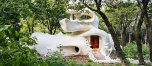 Bloomhouse, Texas  La casa magica in mezzo al bosco tanto amata dagli Hippie