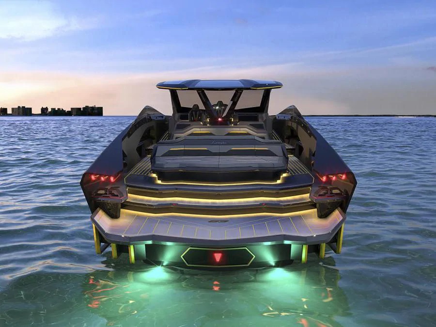 Yacht Tecnomar for Lamborghini 63: la novità della Casa del Toro