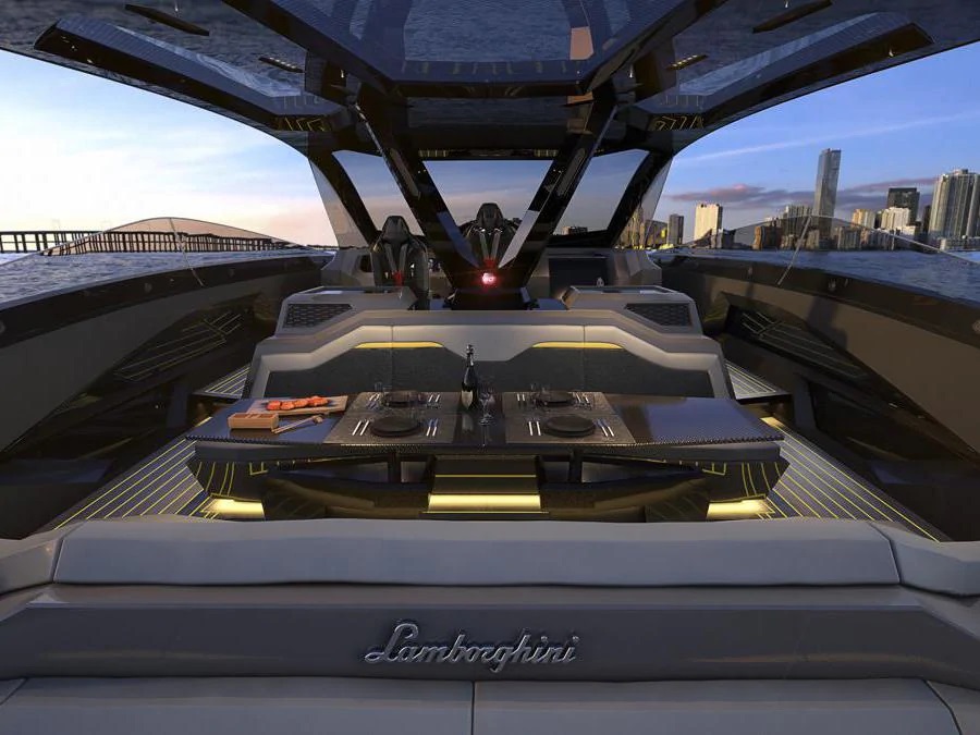 Yacht Tecnomar for Lamborghini 63: la novità della Casa del Toro