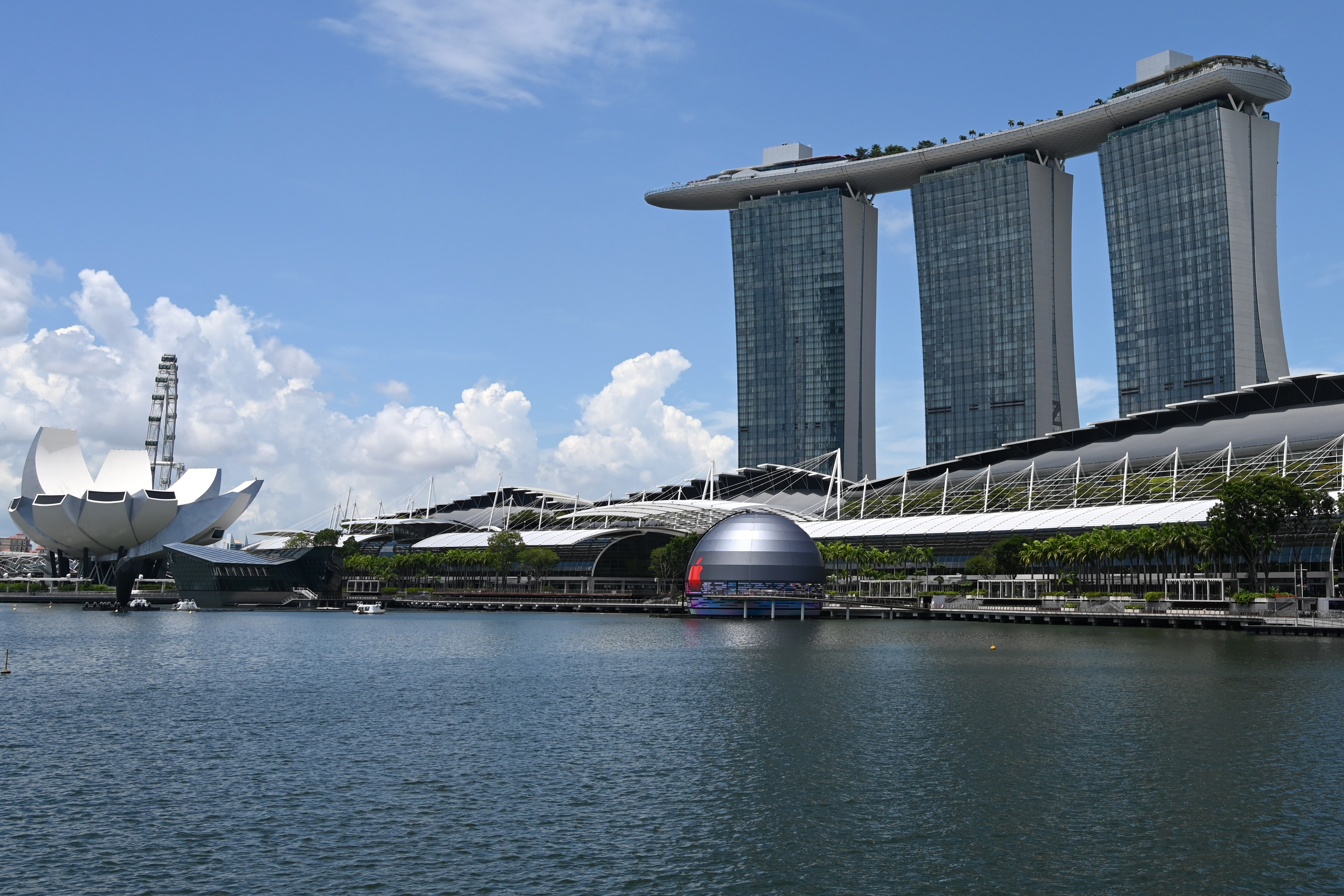 Apple Marina Bay Sands Singapore Il primo Apple Store galleggiante