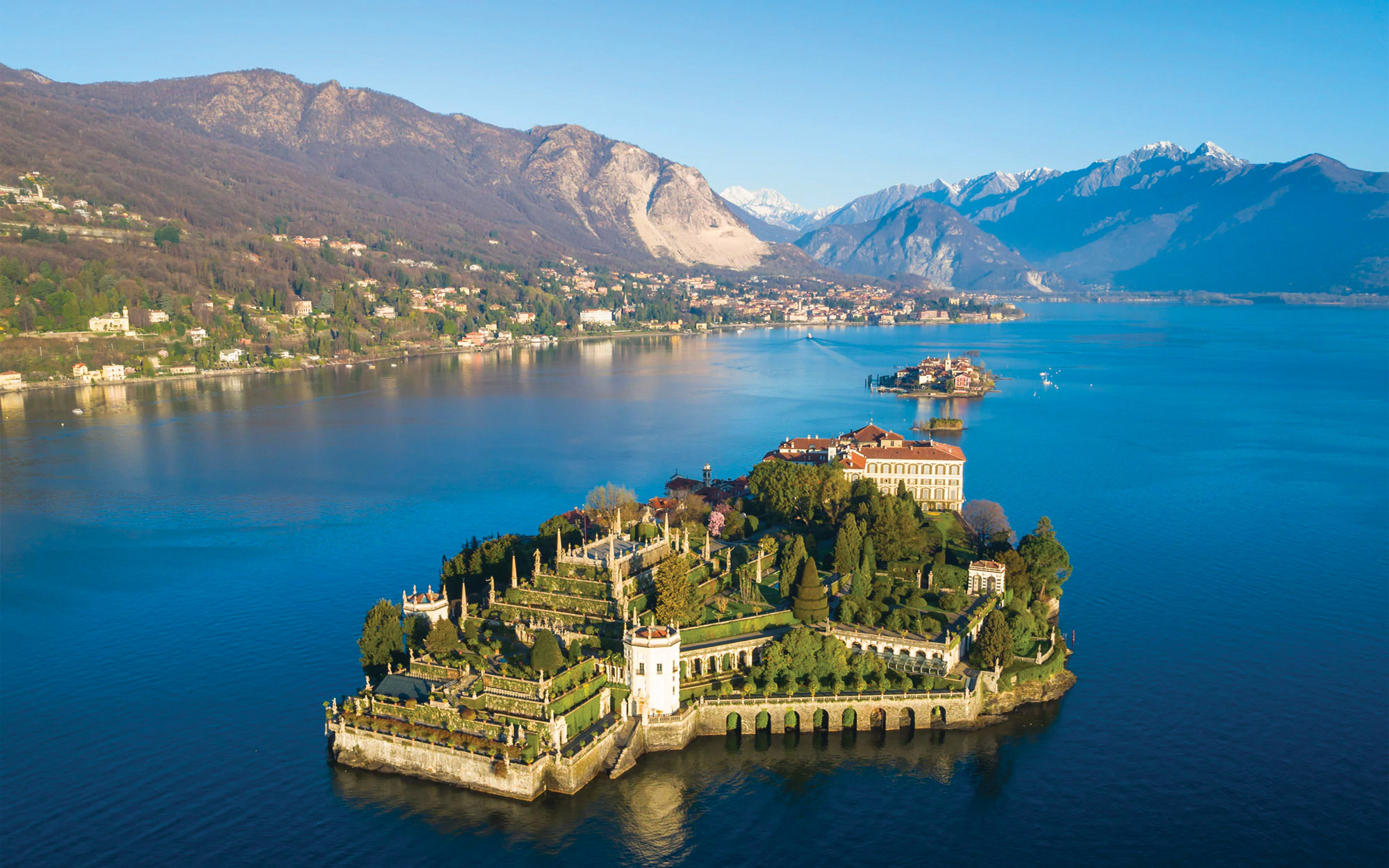 I laghi italiani più belli: otto destinazioni per un weekend romantico