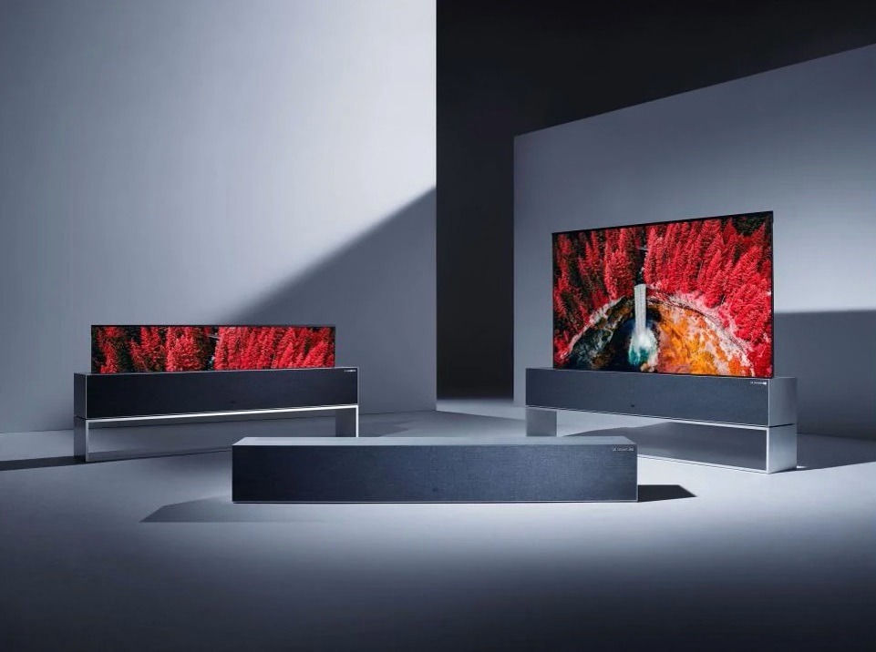 LG SIGNATURE OLED R Il primo televisore arrotolabile che costa quasi come un appartamento!