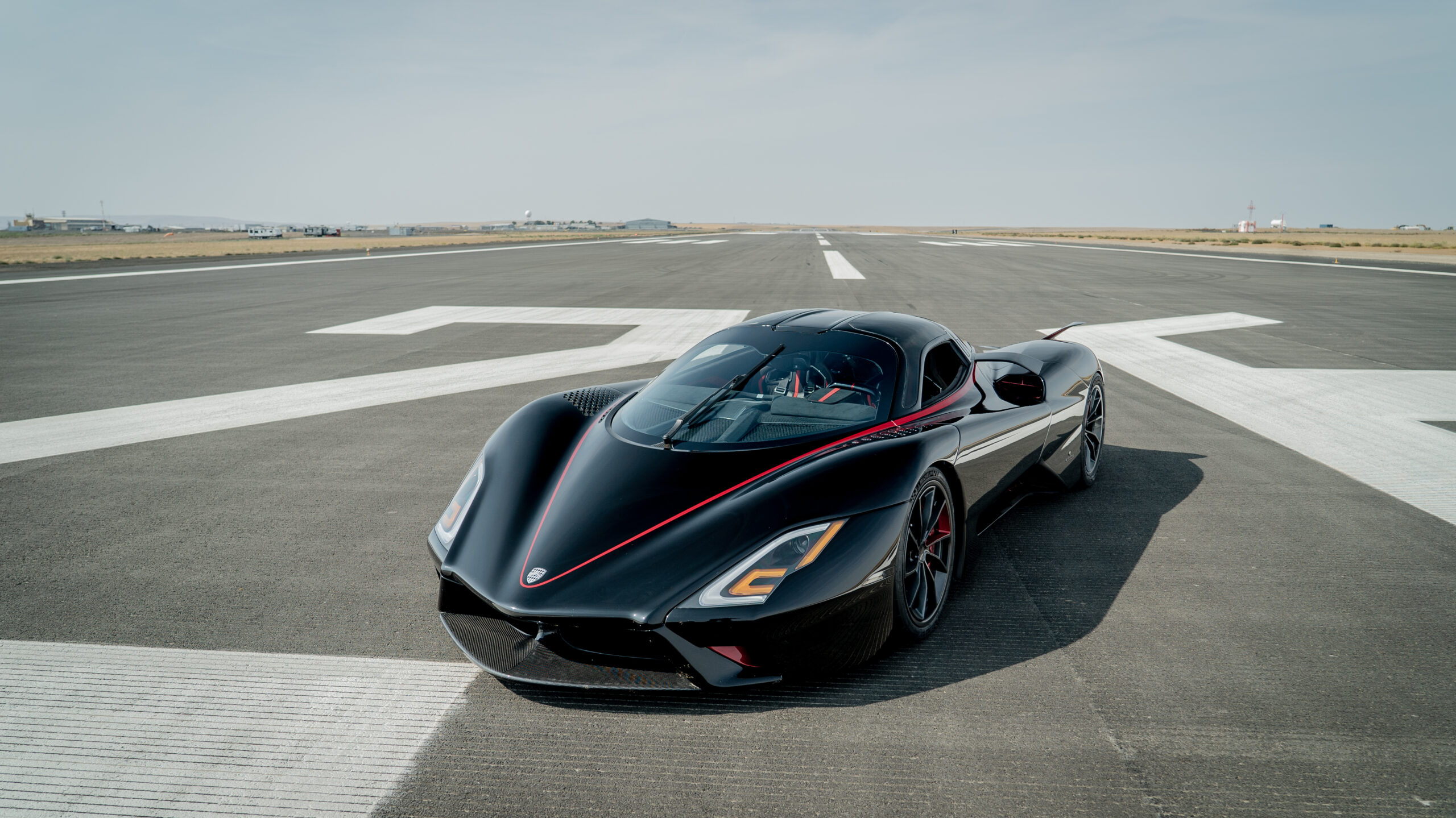 532,93 km/h di velocità massima SSC Tuatara è l'auto più veloce di sempre