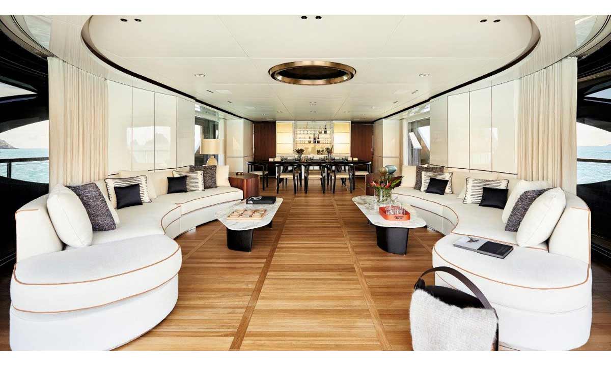 Benetti Yachts Oasis 40M Rebeca