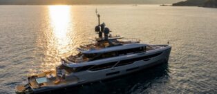 Benetti Yachts Oasis 40M Rebeca Relax e Benessere galleggiano su 40 metri di lusso sfrenato