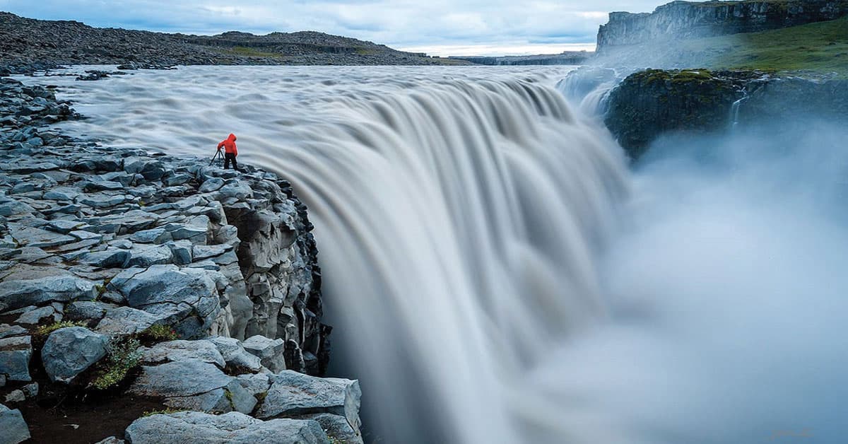 Cascate d’acqua Islanda 10 mete suggestive per gli appassionati della natura