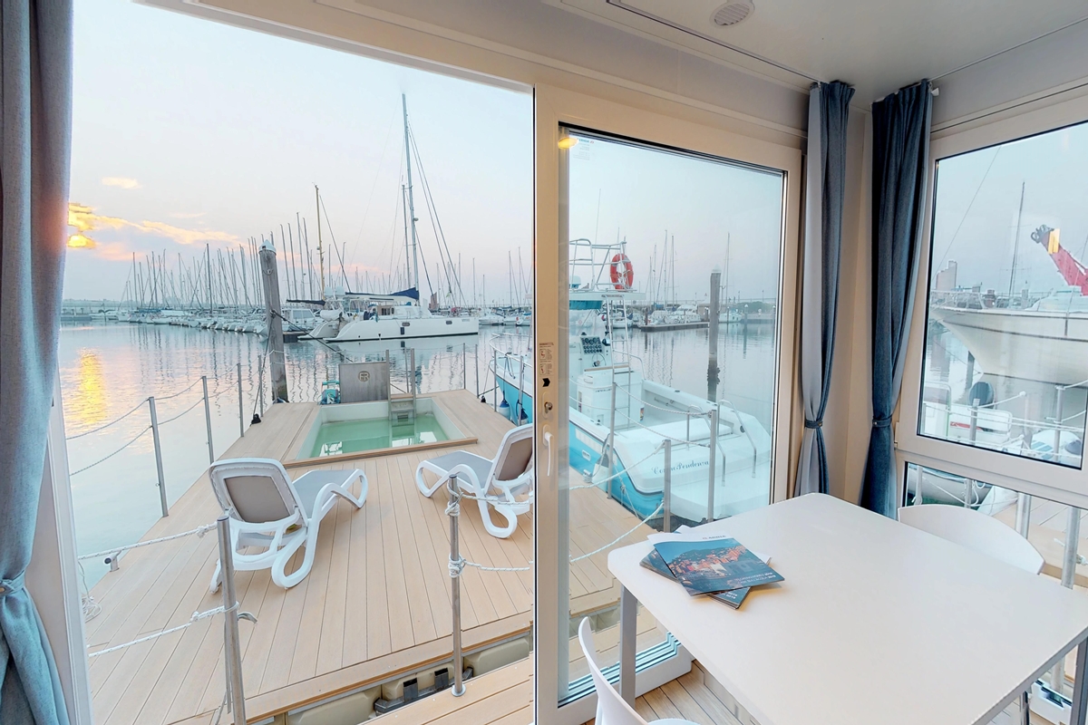 Case galleggianti Rimini: sul porto è tutto pronto per il "Marina Resort"
