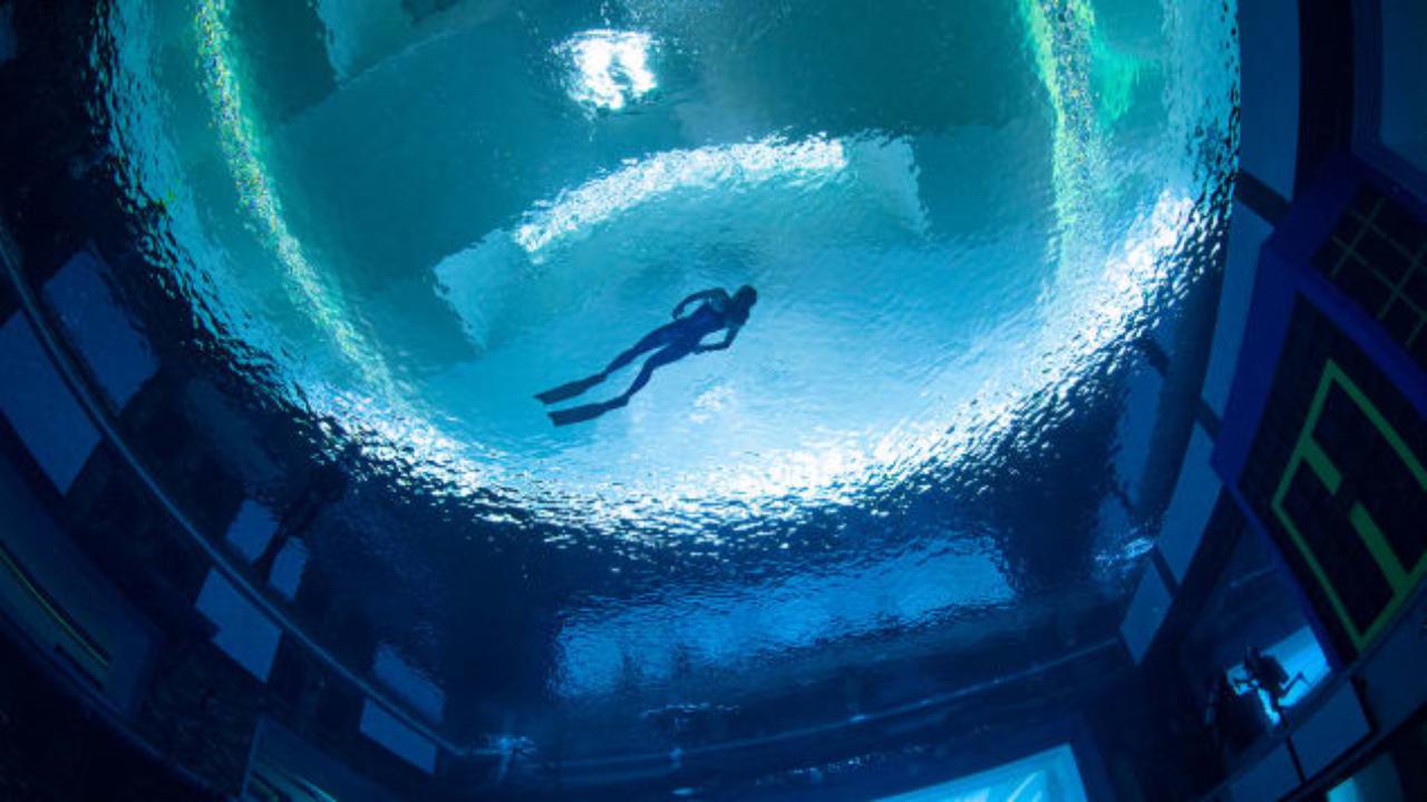 Deep Dive Dubai La piscina per immersioni più profonda del mondo