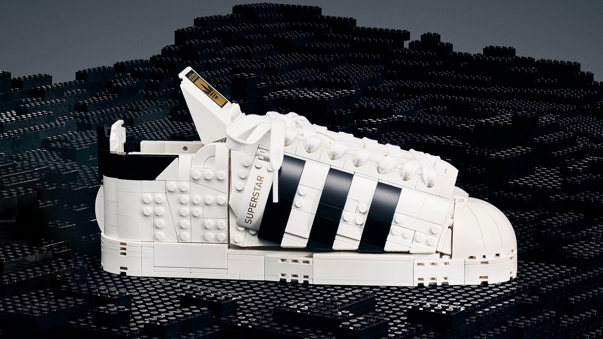 Sneaker Adidas Lego: collezione street style per distinguersi 