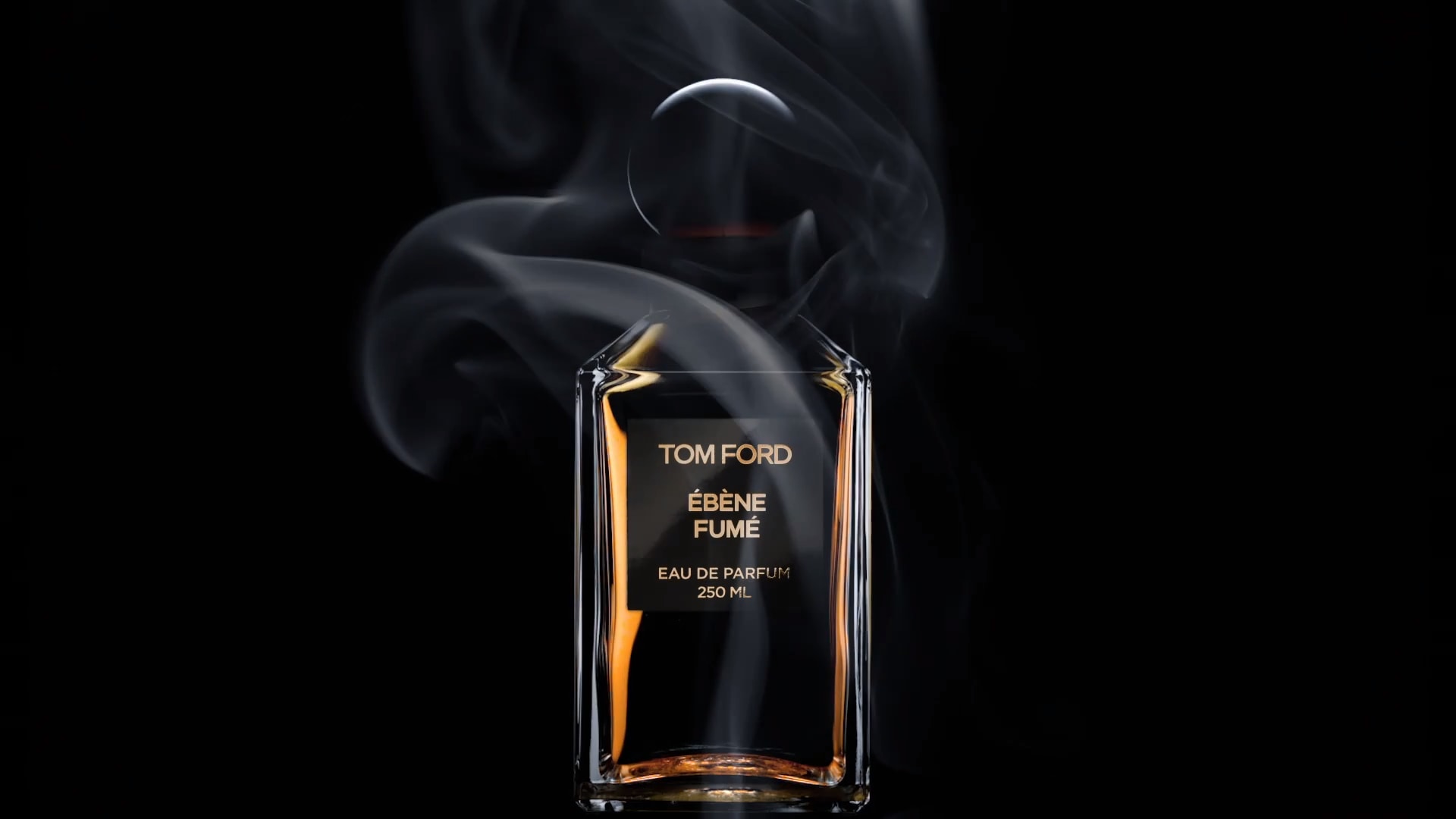 Profumo Ébène Fumé: la nuova fragranza mistica di Tom Ford 