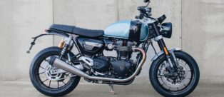 Triumph Speed Twin Breitling Icona di stile e tecnologia