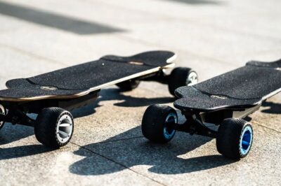 Primavera, la stagione dello skateboard elettrico! 5 modelli che accontentano tutti