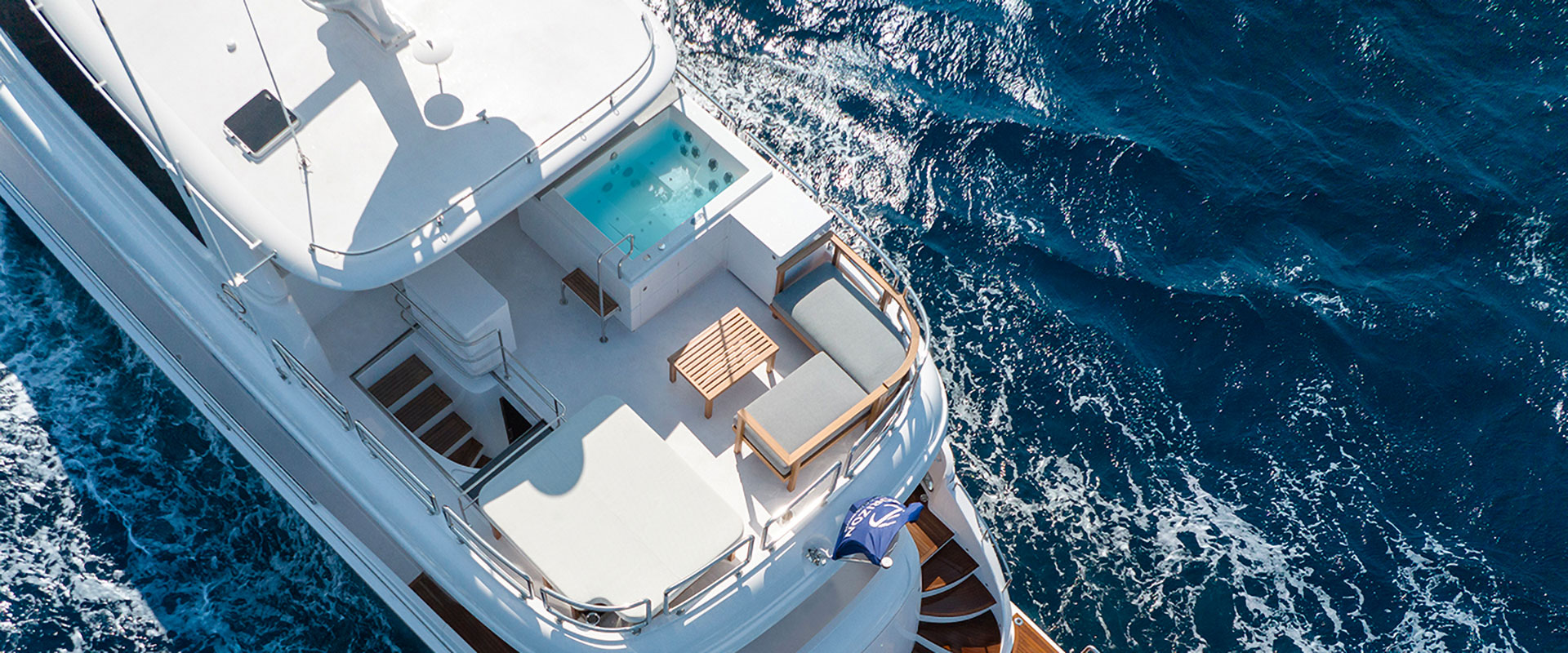 Horizon Yachts E90 La massima esperienza di crociera confortevole 