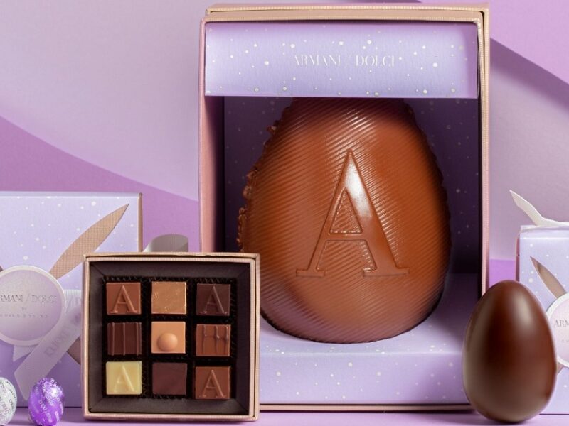 Uova di Pasqua 2023: Armani Dolci tra stile ed eleganza