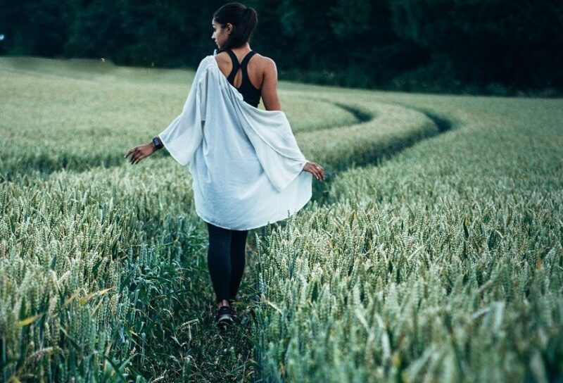 Ecoterapia Abbracciare la natura per riprendersi la propria vita