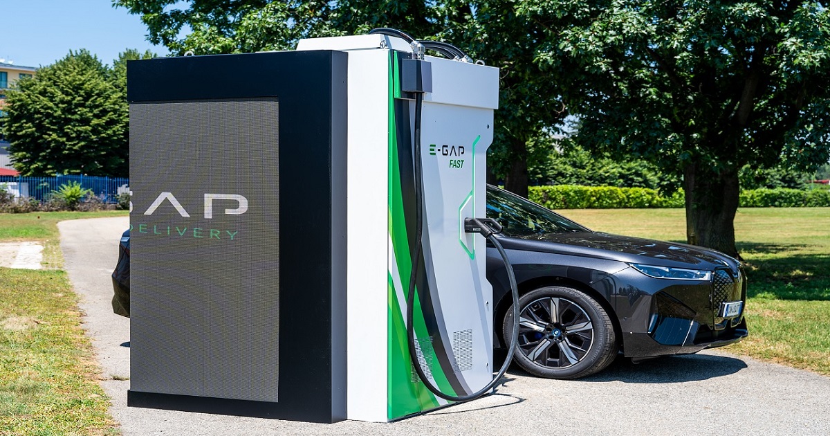 E-GAP FAST: la prima colonnina di ricarica elettrica senza rete firmata da Pininfarina