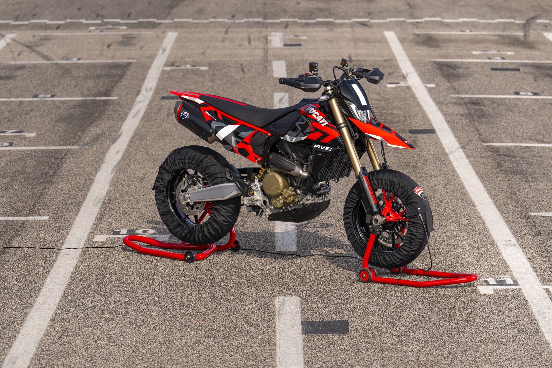 Ducati Hypermotard 698 Mono