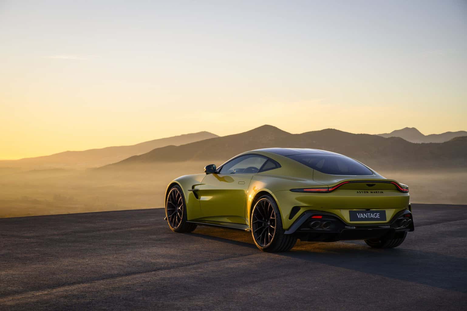 Nuova Aston Martin Vantage: un restyling ancora più potente!