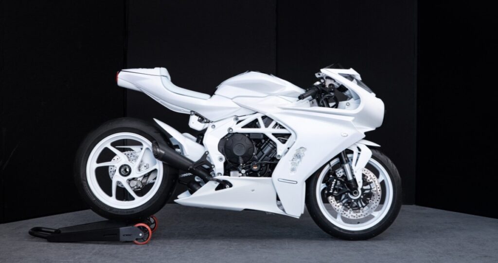 MV Agusta Superveloce Arsham: un nuovo gioiello per veri collezionisti